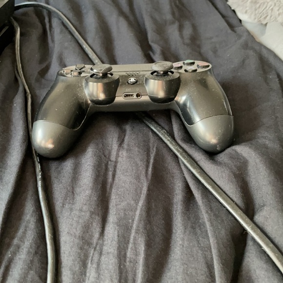 ps4 - Picture 2 of 2